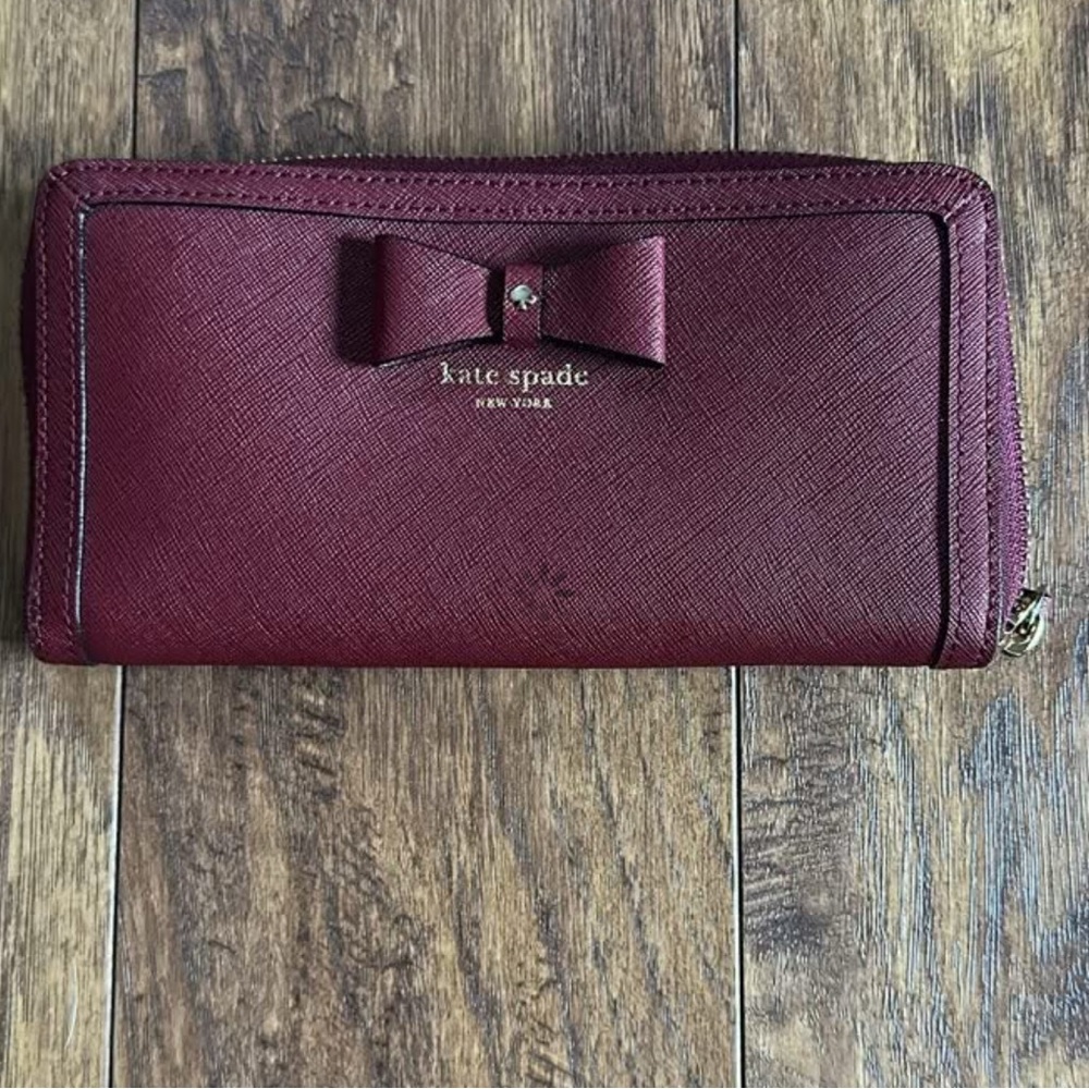 Kate Spade Maroon Bow Accent Wallet